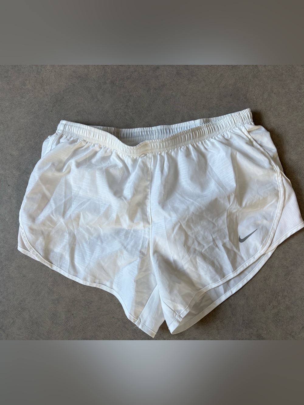 Nike Dri-FIT White Running Shorts Size Small Zip Pocket